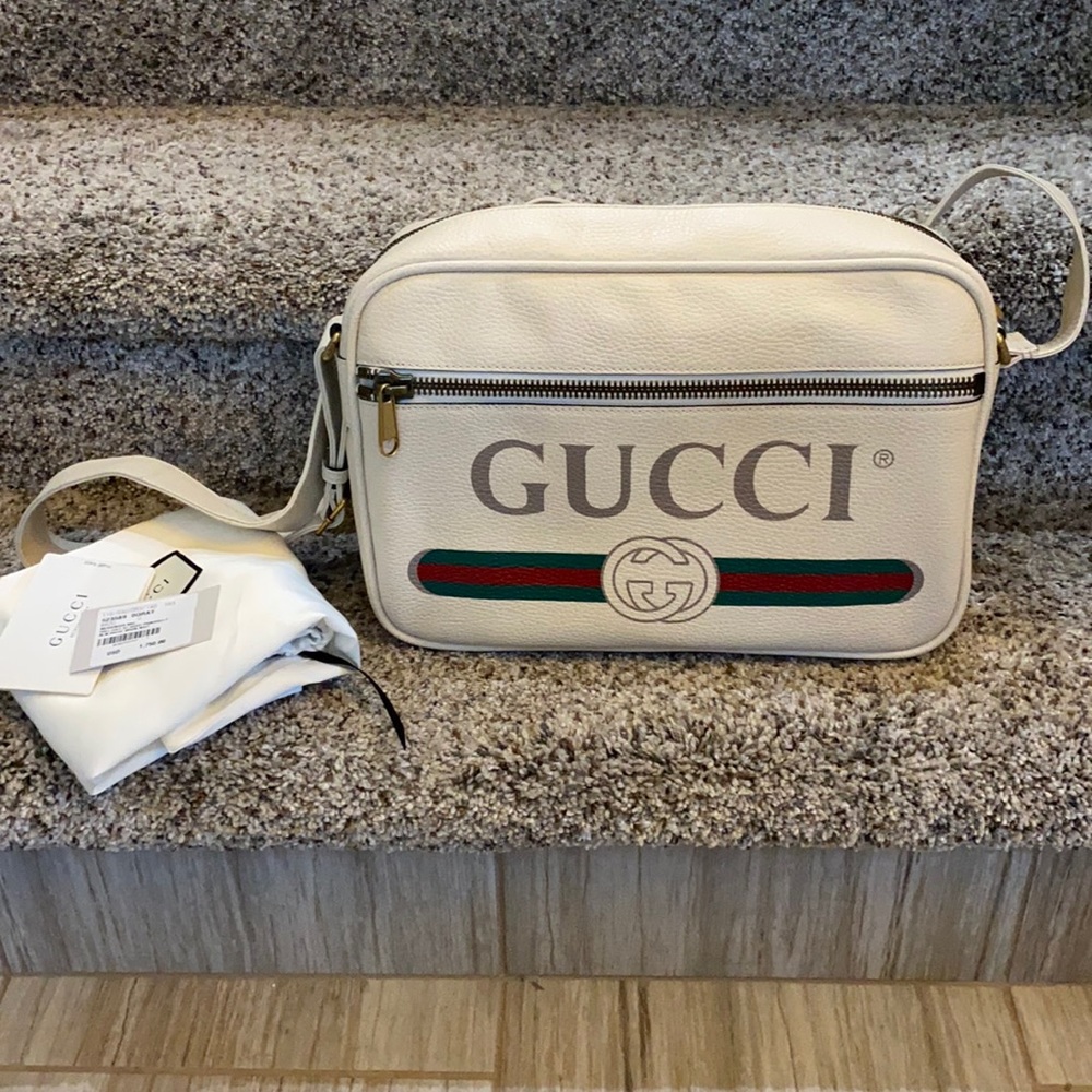 Gucci Logo Large Messenger Bag